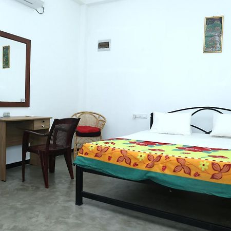 Sandy Palms Guesthouse Hikkaduwa Eksteriør billede