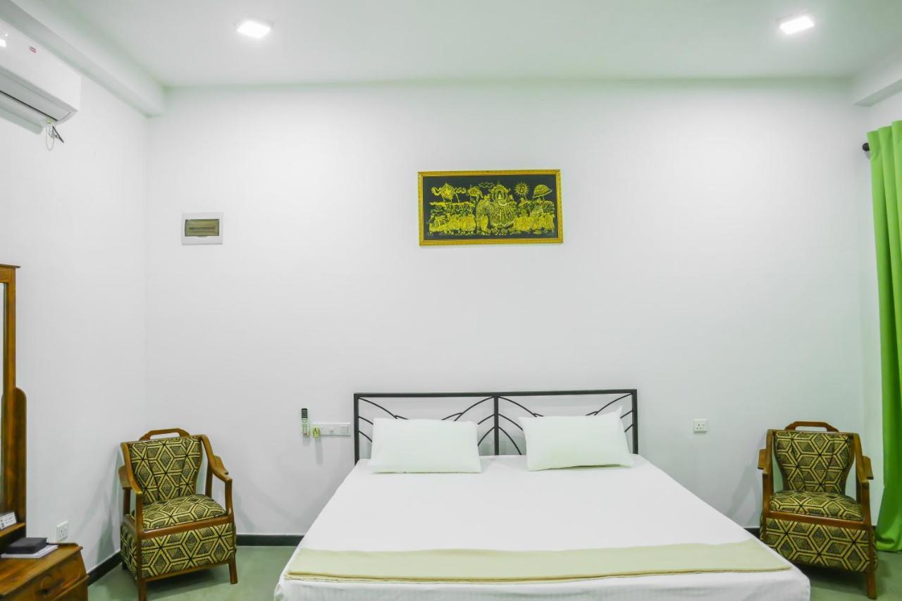 Sandy Palms Guesthouse Hikkaduwa Eksteriør billede