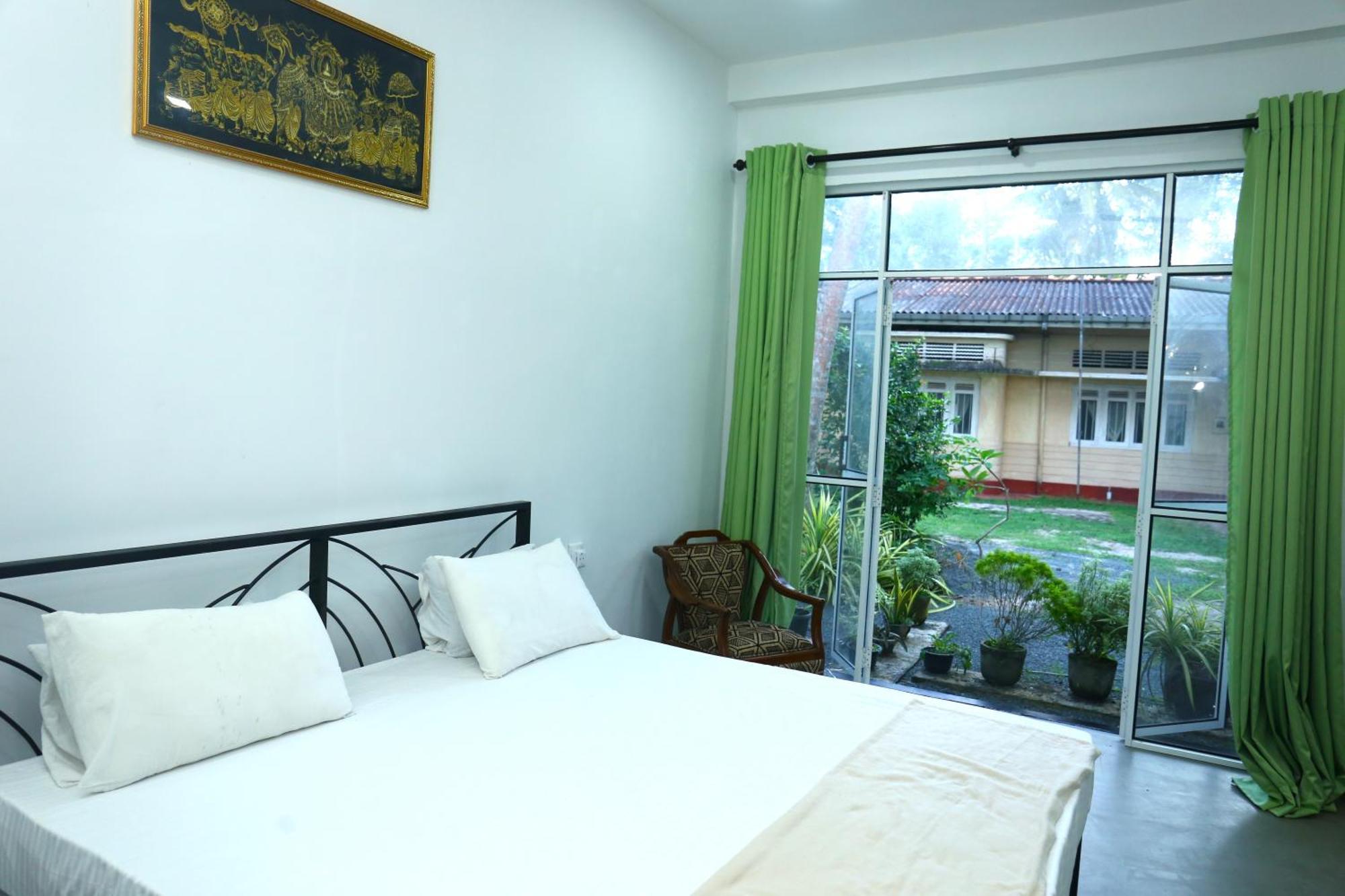 Sandy Palms Guesthouse Hikkaduwa Eksteriør billede