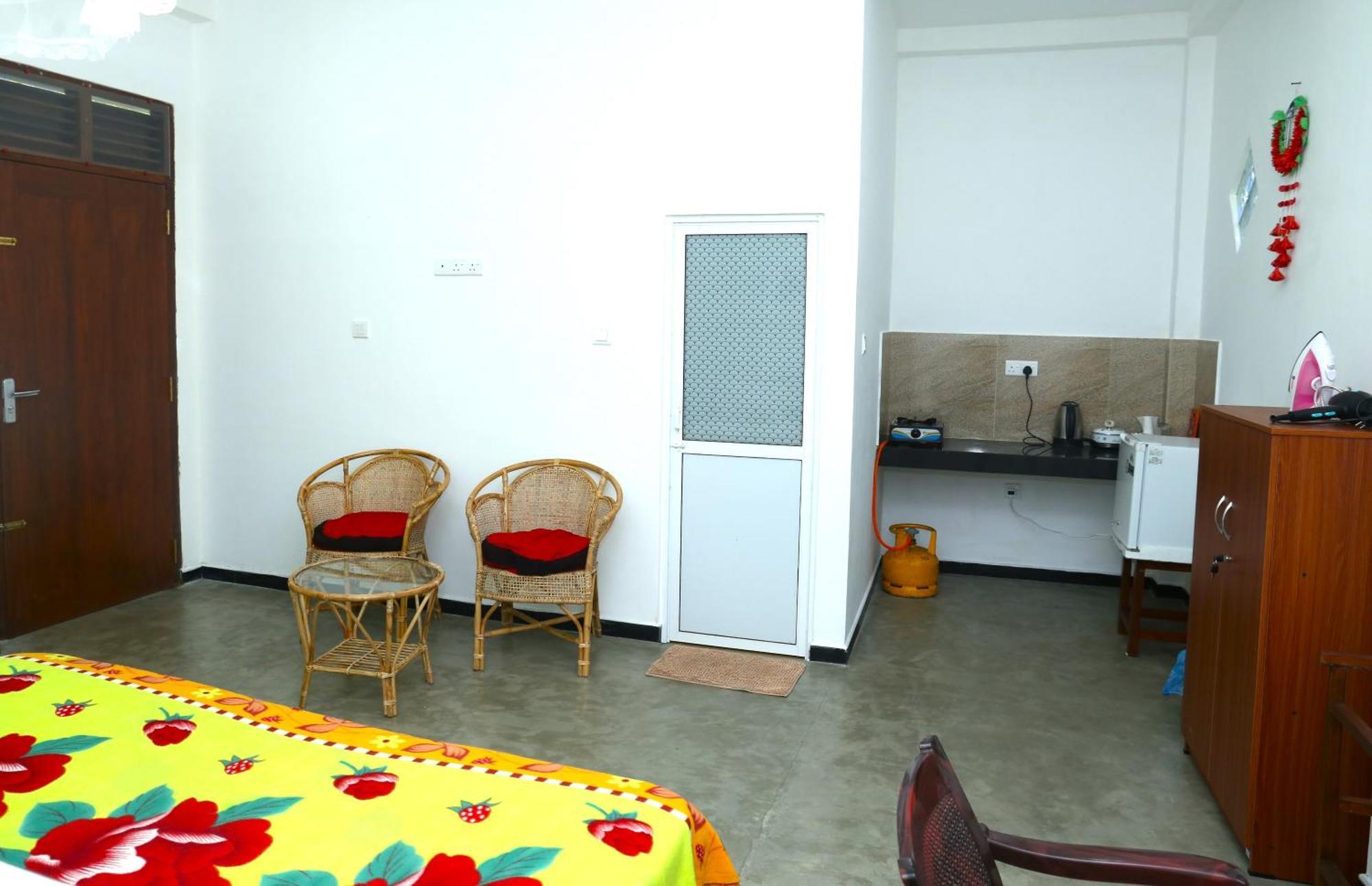 Sandy Palms Guesthouse Hikkaduwa Eksteriør billede