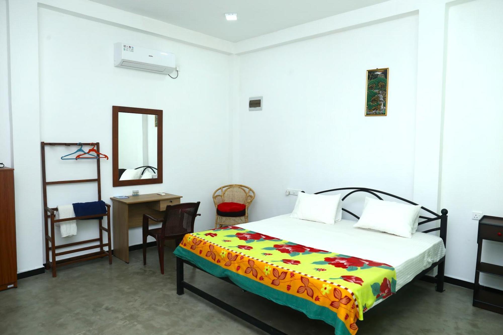 Sandy Palms Guesthouse Hikkaduwa Eksteriør billede
