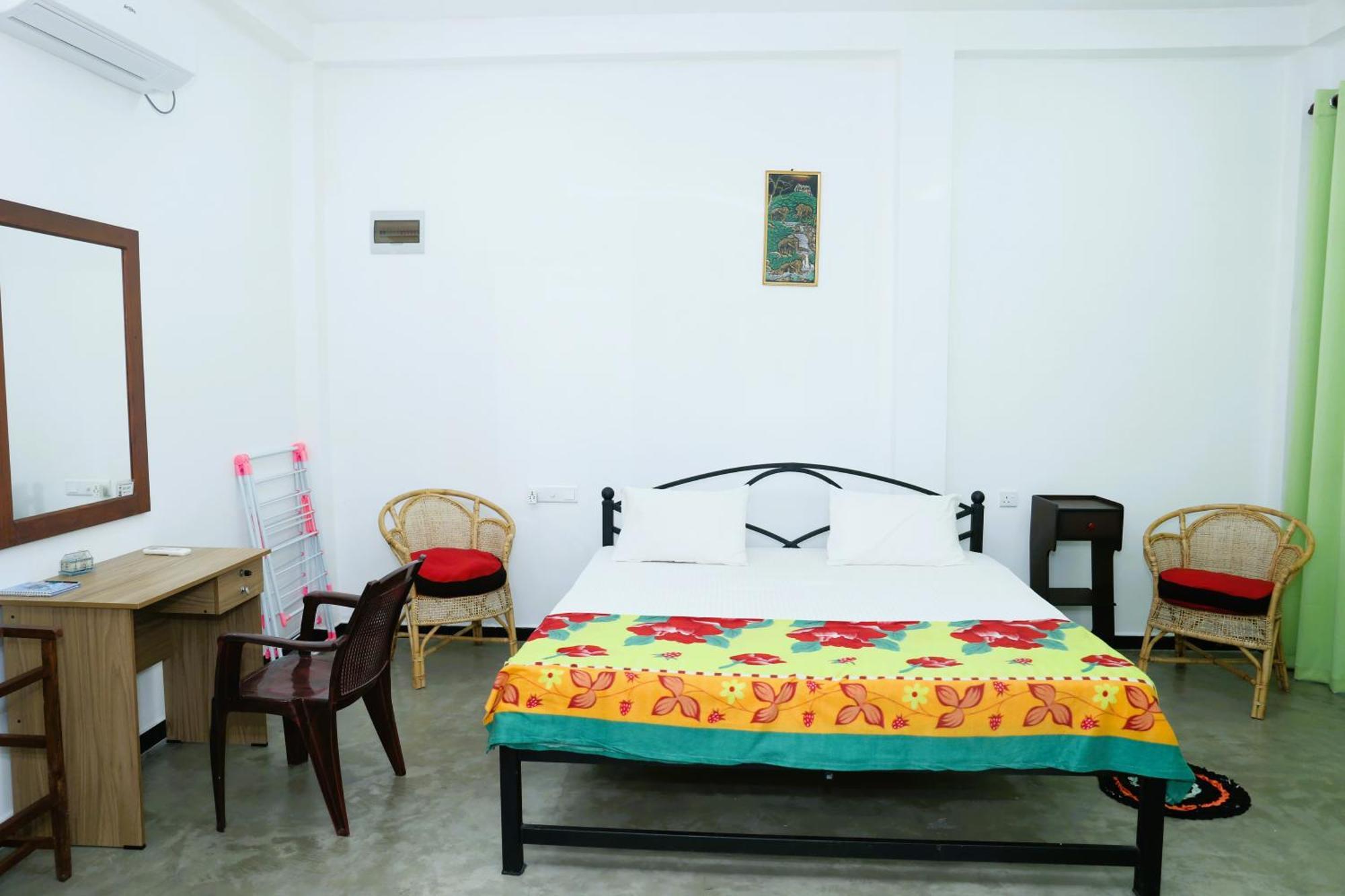 Sandy Palms Guesthouse Hikkaduwa Eksteriør billede